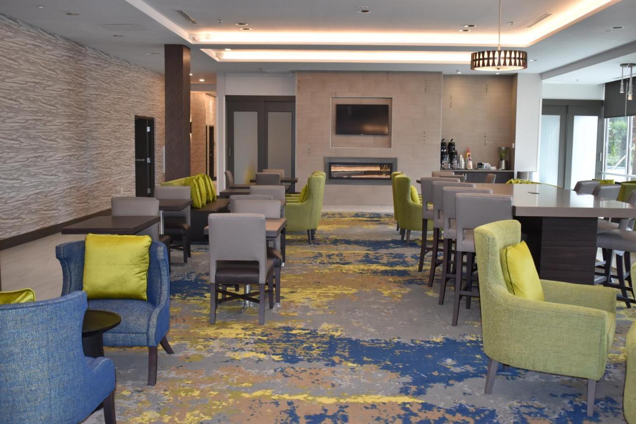 La Quinta Inn & Suites By Wyndham Orlando I-Drive Theme Parks Williamsburg Ngoại thất bức ảnh
